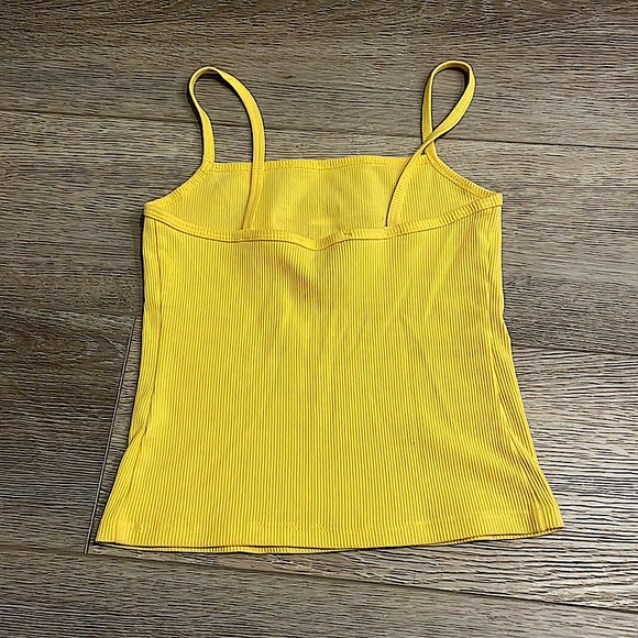 *NEW* Forever 21 Graphic Tank - Picture 4 of 4